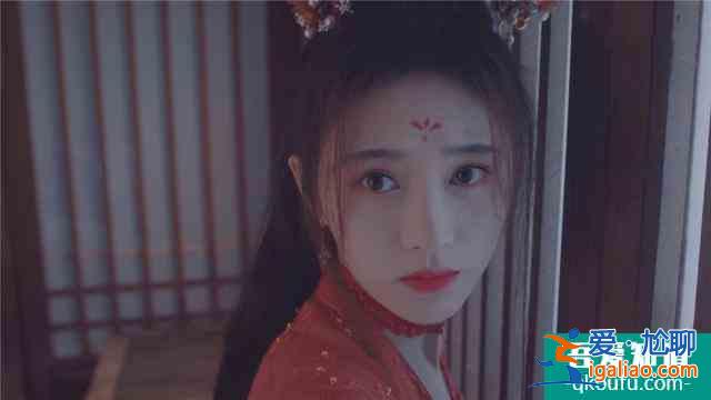 漂亮书生：大家都知道她是女生，就她一个人蒙在鼓里？