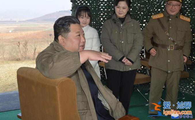 金正恩女儿四次公开亮相 都在军队有关场合 专家分析其深意？