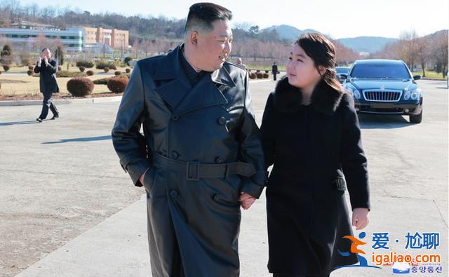 金正恩女儿四次公开亮相 都在军队有关场合 专家分析其深意？