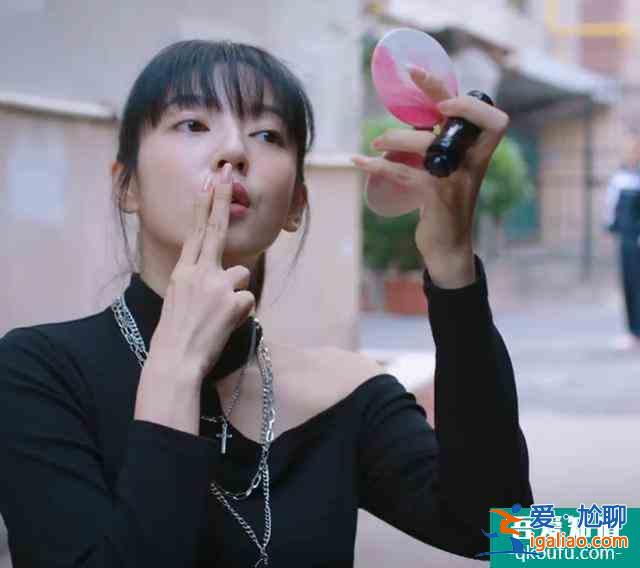 以家人之名：李尖尖另一个闺蜜出场，学习倒数第一，但身份不普通？