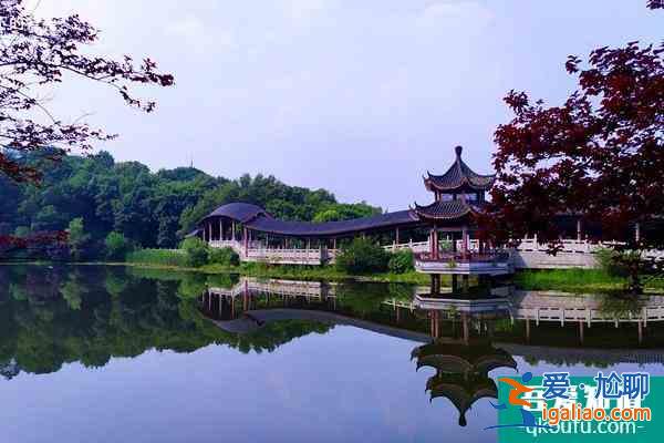 长沙岳麓山景点介绍及游玩攻略？