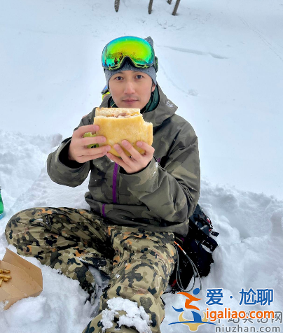 张柏芝谢霆锋复合真的吗?离婚11年同过情人节 疑一起带娃滑雪