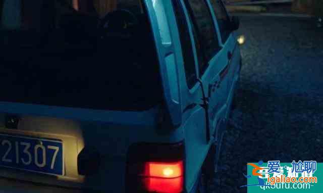 网剧《穿越火线》,一部披着电竞外衣的悬疑穿越剧? 网剧《穿越火线》,一部披着电竞外衣的悬疑穿越剧?