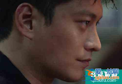 网剧《穿越火线》,一部披着电竞外衣的悬疑穿越剧? 网剧《穿越火线》,一部披着电竞外衣的悬疑穿越剧?