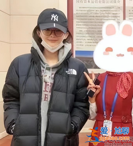 成龙与古力娜扎同框！为男女主合体拍《神话2》 爷孙恋惨遭网友嘲讽