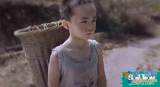 《以家人之名》，贺子秋生父出现，李海潮被嫌不是亲爹？