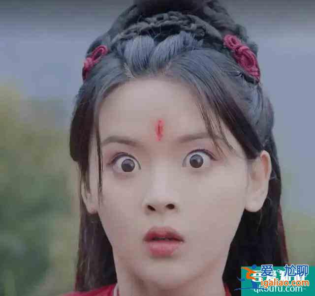 杨超越演技挺浮夸的，为什么《且听凤鸣》却越看越上头？？