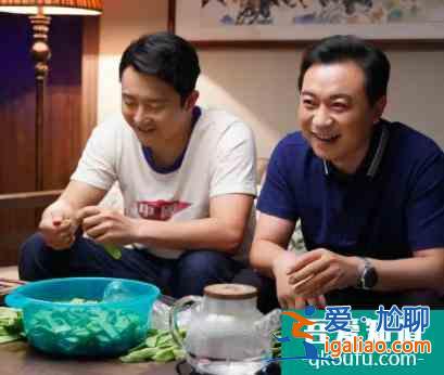 《以家人之名》李尖尖爱吃甜食，两哥哥一个当甜点师，一个当牙医？