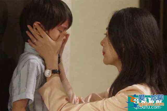 《三十而已》中许子言是混血儿吗？子言亲妈颜值被曝光，女神级别？