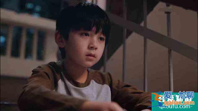 《以家人之名》凌霄喜提新妹妹，李尖尖吃醋，上演抢哥哥名场面？