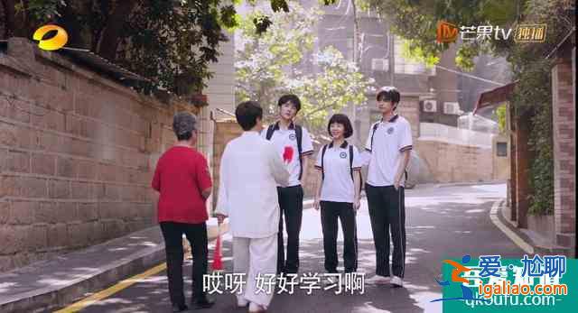 《以家人之名》首播，小演员很加分，成年后谭松韵无缝衔接李尖尖？