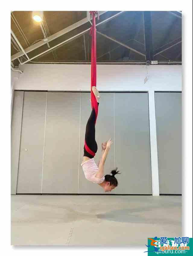 女人“三十而已”，伴随瑜伽乘风破浪，越活越魅力？