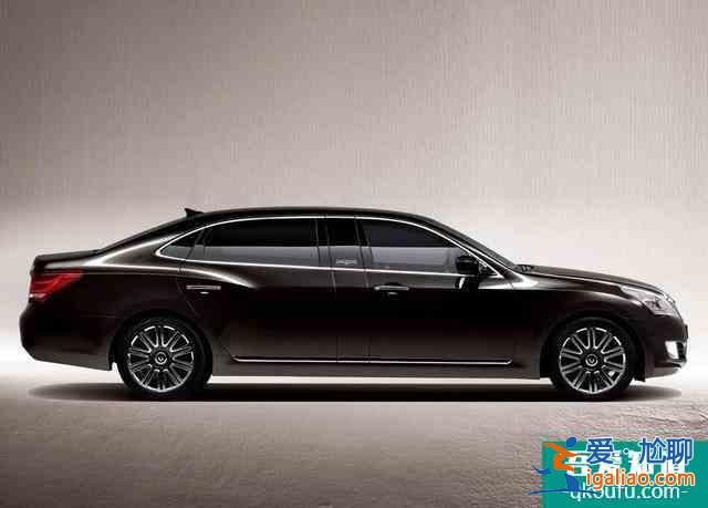 韩国黑帮片《新世界》顶级豪车“雅科仕“有多猛？就连轮胎都防弹？