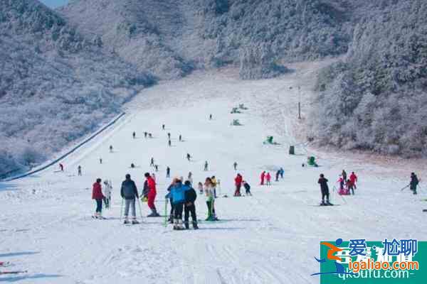 2021金佛山牵牛坪滑雪场开放时间及门票价格？
