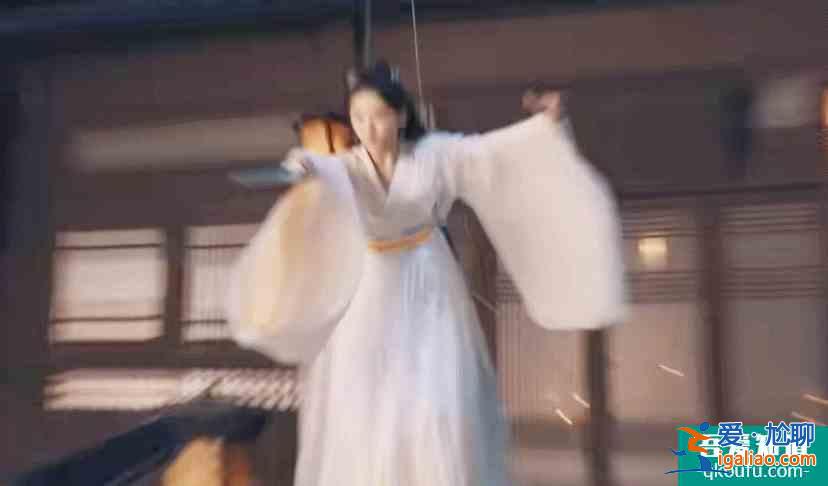 《且听凤鸣》花絮，杨超越肉眼可见的胖，答应粉丝减肥只嘴上说说？