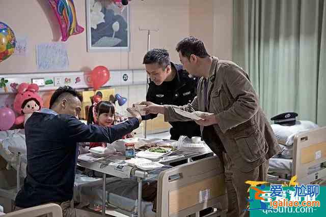 《邪恶之花》：豆瓣9.0高分悬疑剧，花美男李准基挑战双面角色？