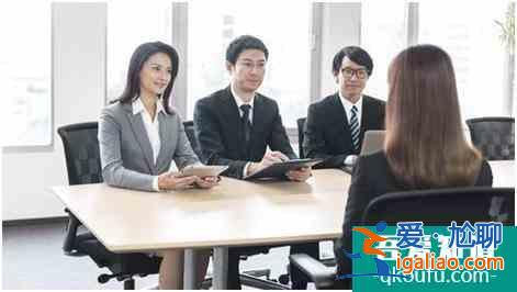 职场戏《二十不惑》：如何避免职场“颜值定律”，记住这三点？