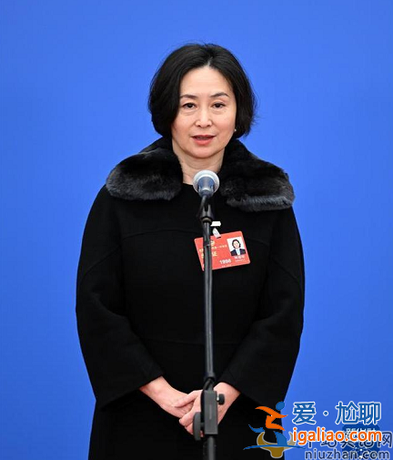 何超琼说自己是大湾区人 网友留言大赞 赌王最争气的女儿果然不一样