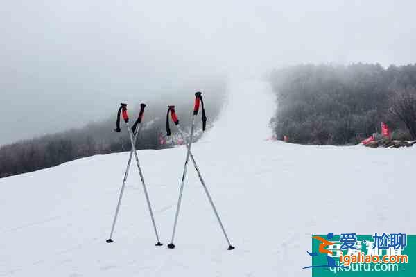 湖北神农架滑雪场门票多少钱 4大滑雪场各个都不一样哦？