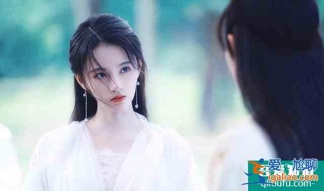 《暮白首》张慧雯不被认可收视差；《漂亮书生》宋威龙颜值降口碑？