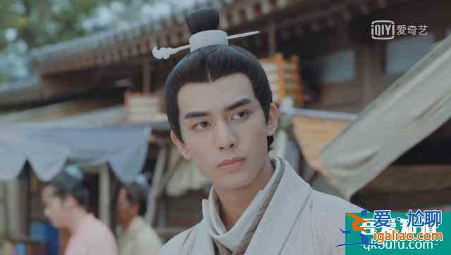 《漂亮书生》被嘲剧情过时？鞠婧祎穿男装还化浓妆，滤镜也开太大？