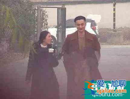 《三十而已》剧情似曾相识？男女同吃冰淇淋不避嫌，不少明星躺枪？