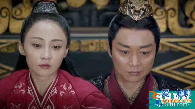 《剑王朝》首播！李现造型似傻小子，剧情节奏快，弊端太明显？