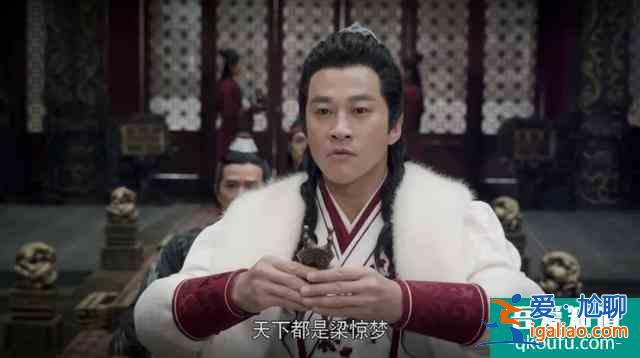 《剑王朝》首播！李现造型似傻小子，剧情节奏快，弊端太明显？