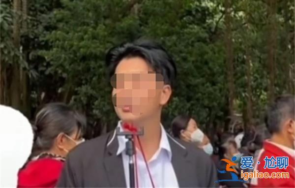 男子相亲角“反向相亲”气到大妈，吸引无数人眼球[热闹]？