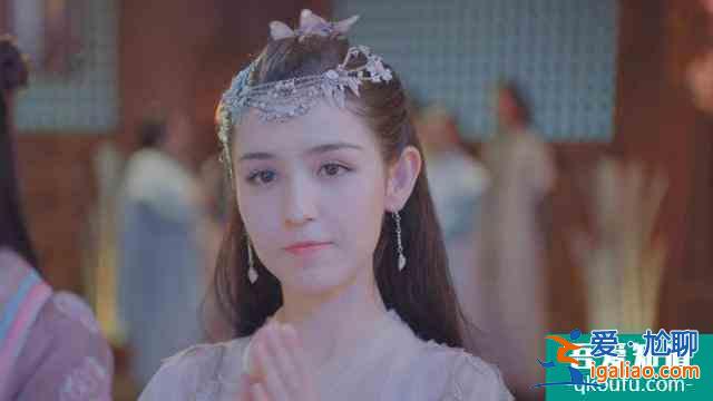 《天舞纪》里女主的造型都少不了耳环的搭配，效果真的不一样？