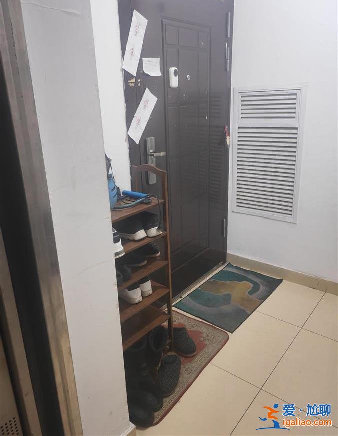 她喜欢打赏男主播 丈夫曾借钱为其还债？