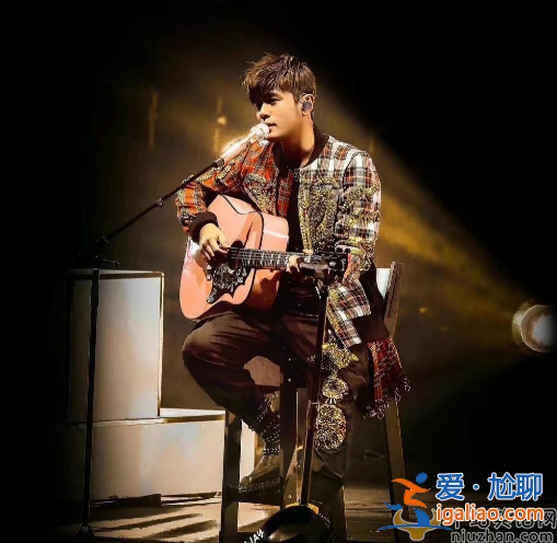 周杰伦赌博负债上热搜!两次赌博输掉千万 现开演唱会捞金