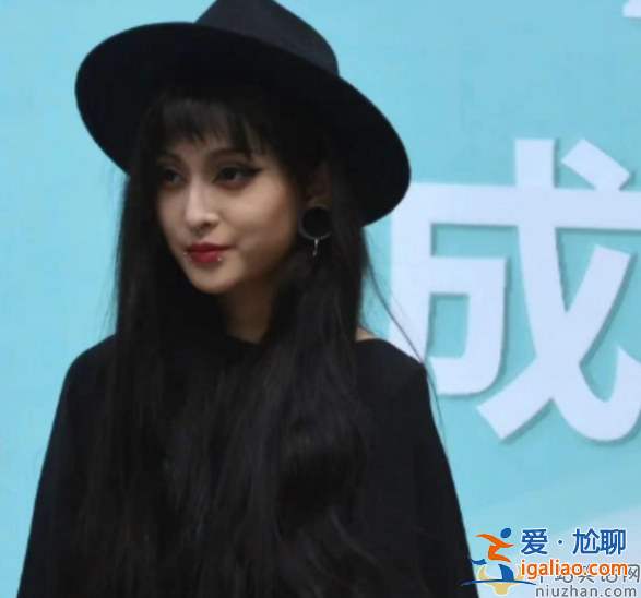 毛阿敏近况曝光!学霸女儿仨唇钉惹争议 网友直呼可惜了孩子没爸爸