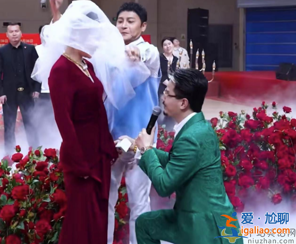 陈志朋怎么了?帮网红戴头纱撒花瓣 身材暴瘦撞脸维嘉 陈志朋怎么了?帮网红戴头纱撒花瓣 身材暴瘦撞脸维嘉