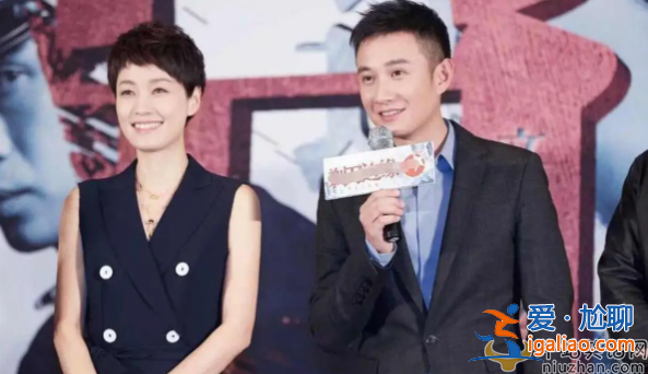马伊琍新恋情曝光!男方高大壮硕疑似圈外人 一起散步遛狗同回小区