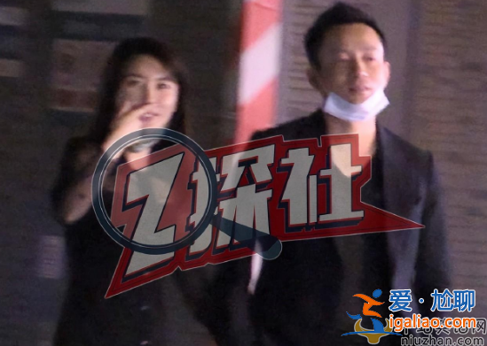汪小菲牵手美女逛街，疑似新恋情曝光，与美女挽手逛街