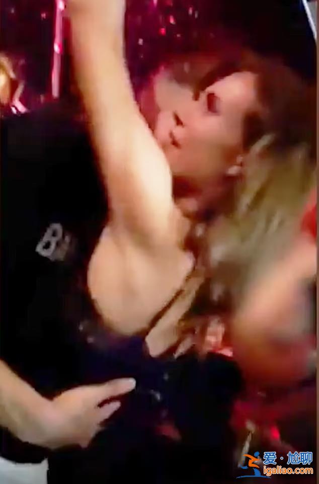 芬兰最年轻女总理宣布离婚 曾深陷“热舞风波”？