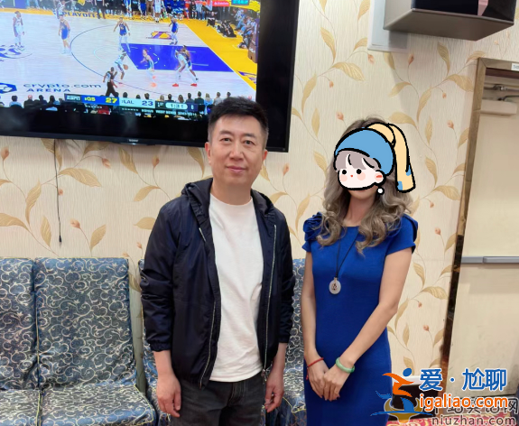 陈伟鸿怎么不主持对话了?移民美国是真的吗?与浙江富商美国聚会