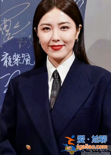 黎自曝坚持吃素18年!生图曝光卡粉脸部松弛 陷无效养生争议