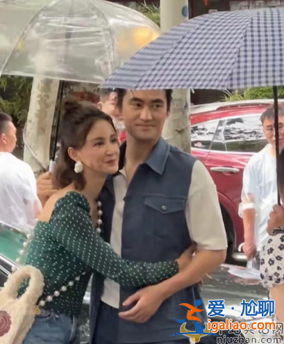 张歆艺袁弘什么时候结婚的?女方瘦成纸片人，排骨胸筷子腿太吓人