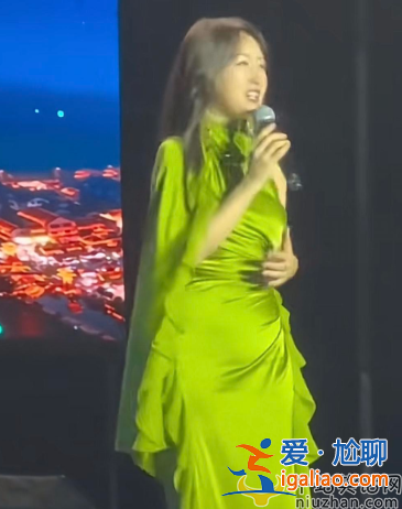 杨钰莹结婚了吗生孩子了吗?小腹隆起被疑怀孕