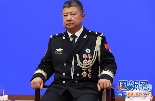 用血肉之躯筑起保卫人民的钢铁城墙？