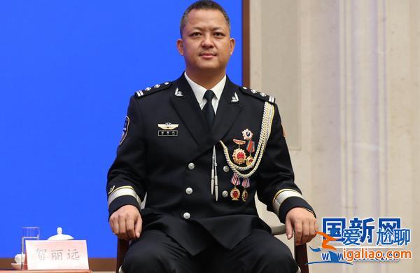 用血肉之躯筑起保卫人民的钢铁城墙？