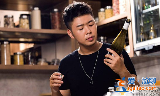 杜海涛下跪事件是怎么回事?杜海涛权志龙是什么关系?