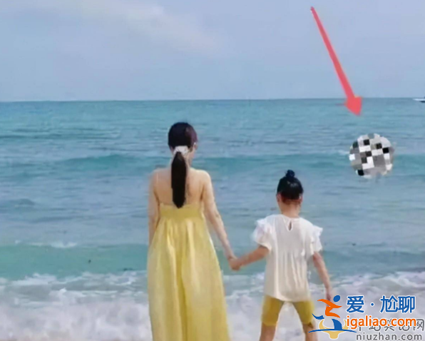 李小璐和贾乃亮复合了没有?甜馨近照曝光太像贾乃亮