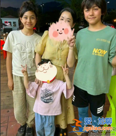 刘烨儿子和女儿近照曝光!诺一土味穿搭显沧桑，妹妹五官变大气