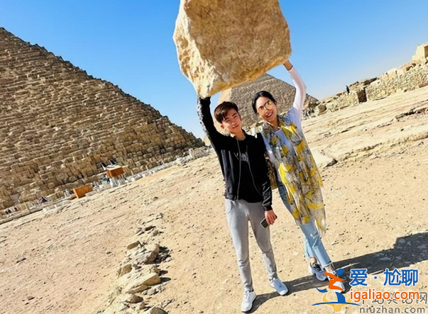 洪晓蕾带娃游西班牙突病危！无法呼吸需插管，前夫紧急出国照顾
