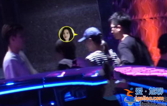 演员宋佳结婚了吗老公是谁?深夜买醉被男子搀扶出酒店