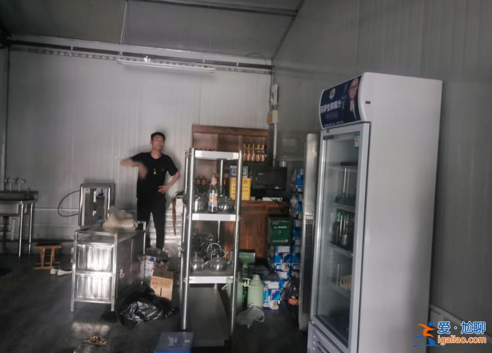 有店主花15万开店一个月就倒闭 不少店铺着急转让？