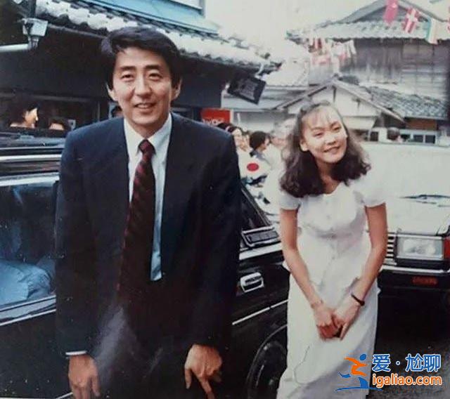日本已故首相安倍晋三的遗孀此时窜台 安的什么心？